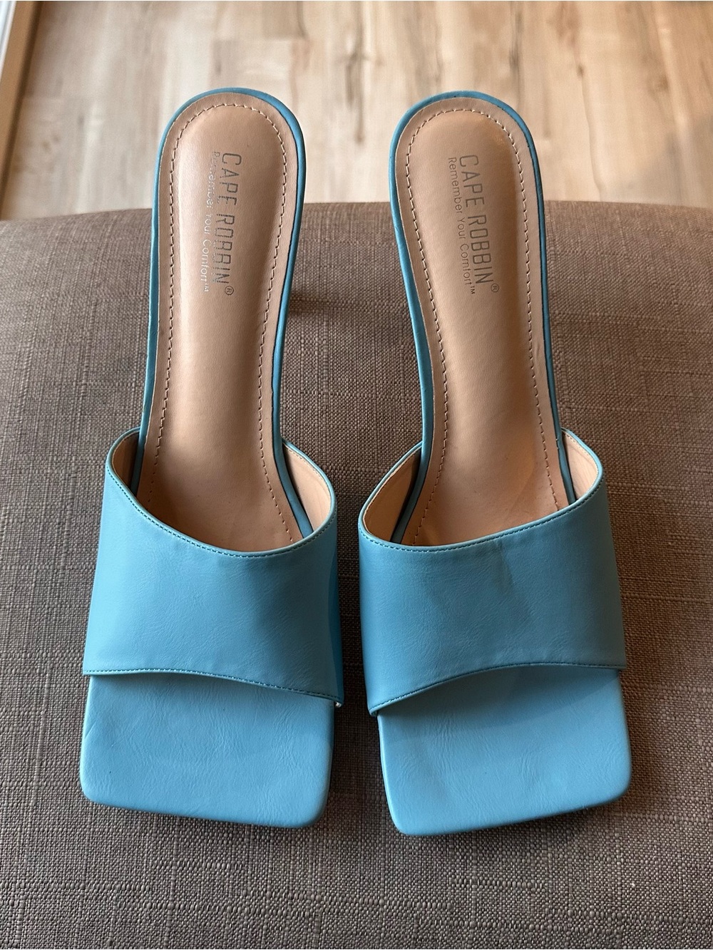 Cape Robbin Blue Square-Toe Slide Heels